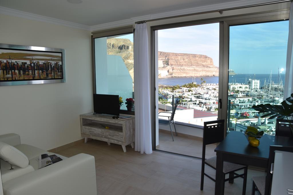 Sunset Apartment *